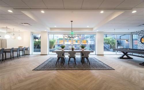 Apartamento Chic Hollywood Sign View Studio With Pool And Balcony