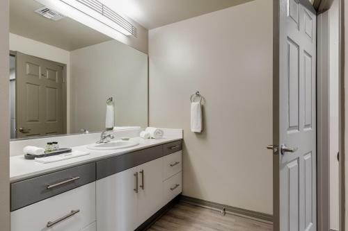 Apartamento Abode Marina Del Rey 2-bedroom +pool/gym/spa (11305)