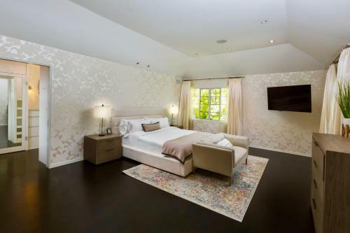 Brentwood Estate