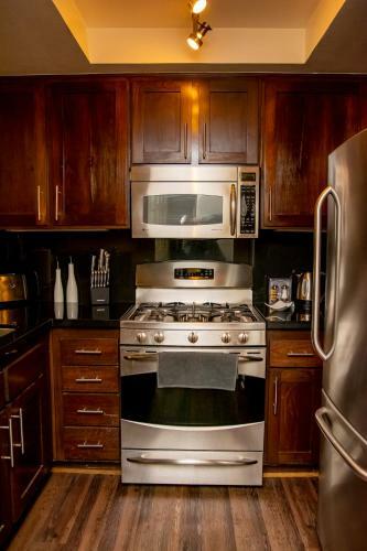 Apartamento Luxury Beverly Hills Condos