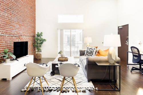 Nyc Style Skylight Penthouse