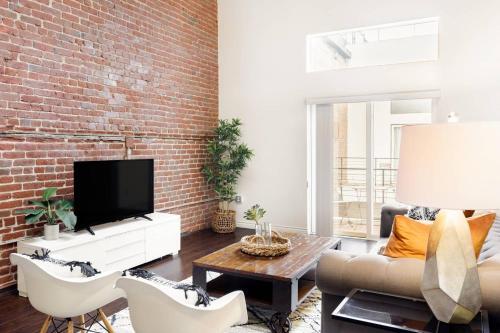 Nyc Style Skylight Penthouse