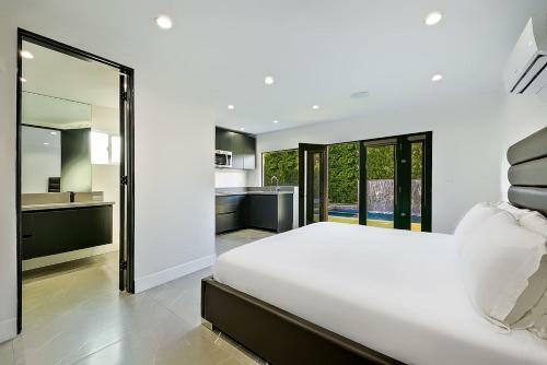 The Four Seasons Villa