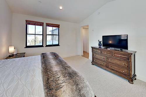 Apartamento Mountain-view Escape - Mins To Lifts, Golf, Dining Condo