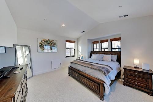 Apartamento Mountain-view Escape - Mins To Lifts, Golf, Dining Condo