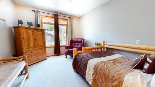 Snowcreek #991 Condo