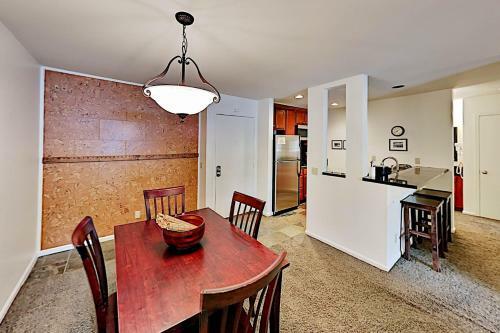Apartamento Sumit208 Condo