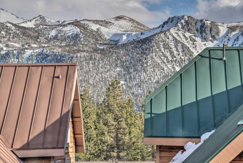Mammoth Lakes Townhome - 10-min Walk To Village!