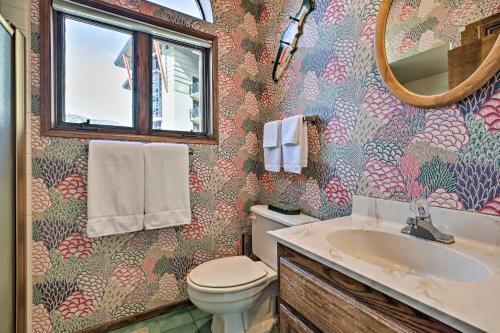 Spacious And Cozy Condo, 1 Block To The Village