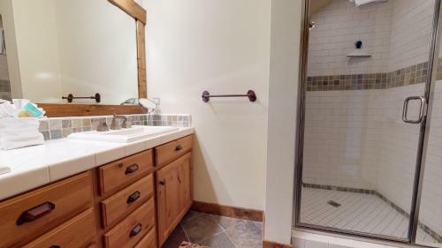 Snowcreek The Lodges #1130 Condo
