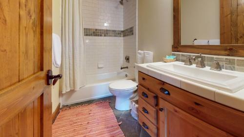 Snowcreek The Lodges #1130 Condo