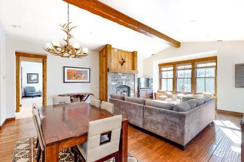 Creek House 1513