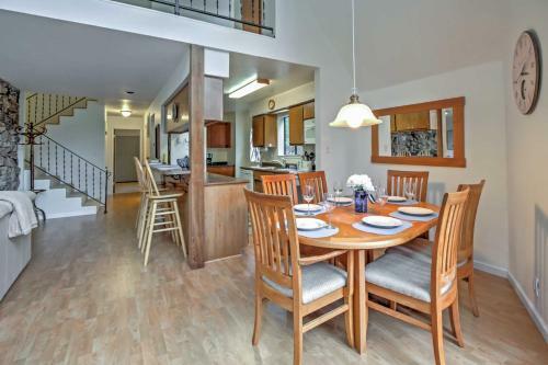 Creekside Chalet With Spa By Exclusive Irish Beach