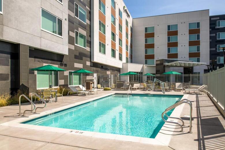 Hotel Element San Jose Milpitas