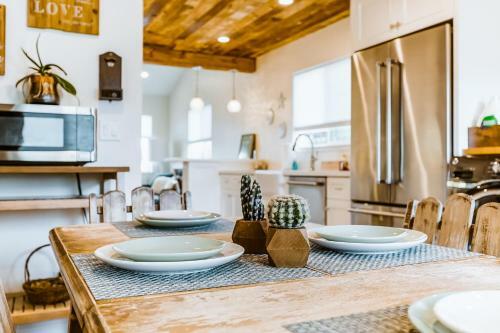 Bungalo By The Sea