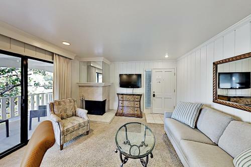 Apartamento Sleek Condo Within Silverado Community - Pool, Dining Condo