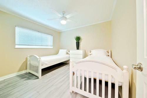 Lower Beach Front Escape Unit A