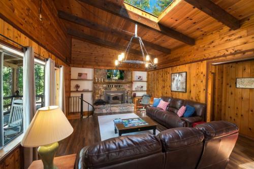 Mountain Memories Cabin