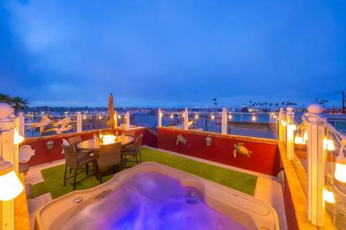 Nb-1824c Rooftop Spa View