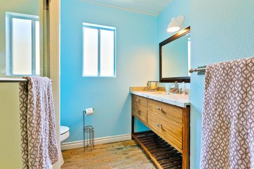 Nb-126b - Modern Newport Beach Condo