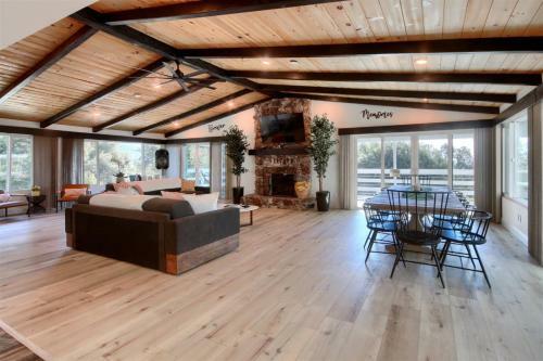 Doe Cabin