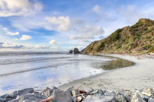 Prairie Beach Home