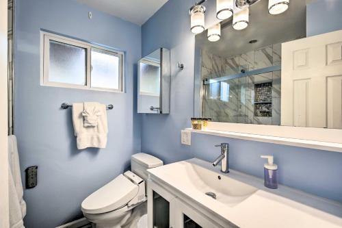 Oceanside Home With Yard Less Than 2 Miles To Beach And Pier!