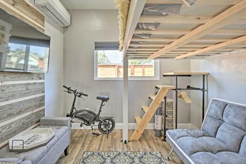 Apartamento Cozy Studio With Laundry And AC 2 Mi To Beach!