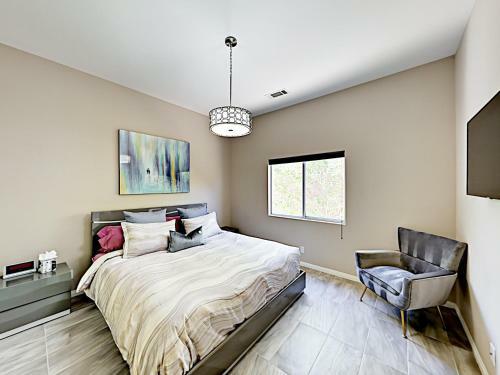 Palm Desert 4br 3ba Opulent Retreat With Pool & Jacuzzi Home