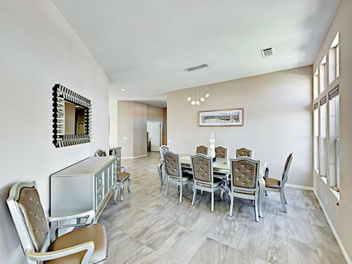 Palm Desert 4br 3ba Opulent Retreat With Pool & Jacuzzi Home