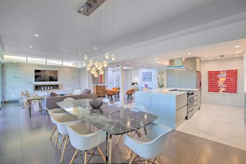 Luxe Palm Desert Home Patio, Grill And Mtn Views!