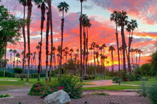 Apartamento Palm Desert Condo - 6 Miles To El Paseo!