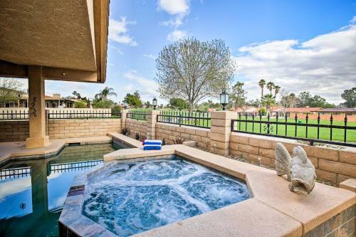 Upscale Home With Private Pool And Theater Room!
