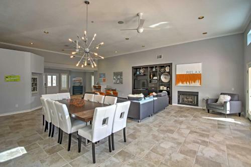 Luxury Retreat With Backyard Oasis, Walk To El Paseo