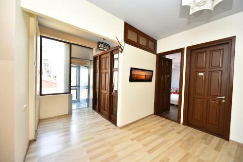 Hostal Paliashvili Guest House