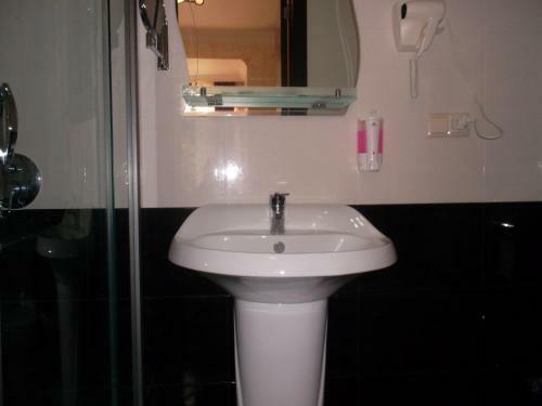 Antika Hotel