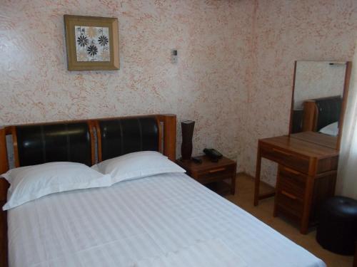 Antika Hotel