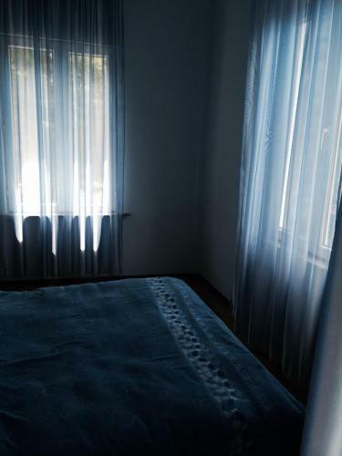 Hostal Gonio Guest House