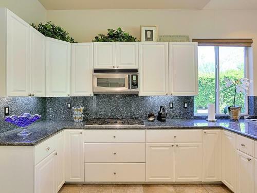 Andreas Hills Mediterranean Getaway