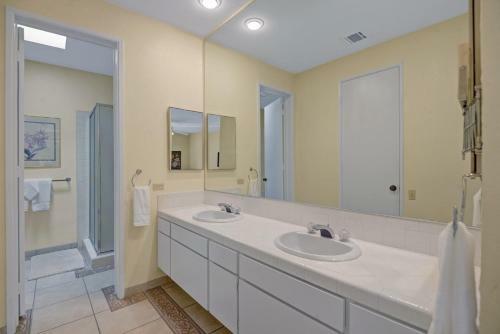 Haven At Palm Regency By Oranj Palm