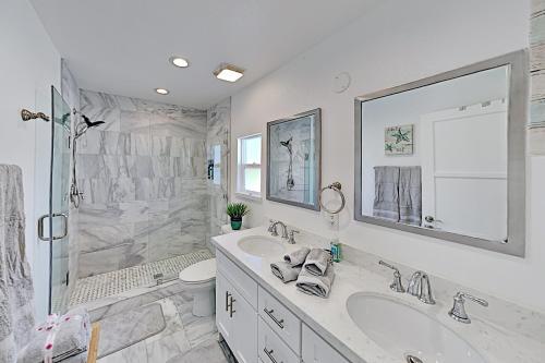4br 2ba Demuth Park Home - Backyard Paradise With Pool Home