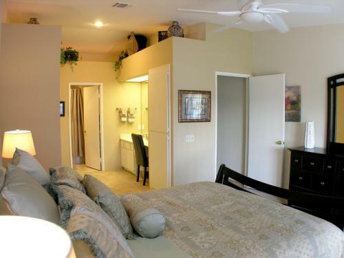 Mesquite Golf Condos By Oranj Palm