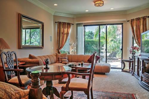 Desert Oasis On Golf Course With Private Pool And Spa!