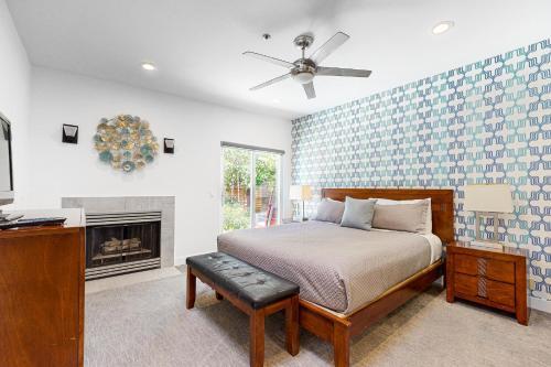 Movie Colony Villa