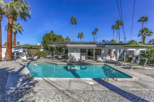 Palm Springs Mid-century Retreat
