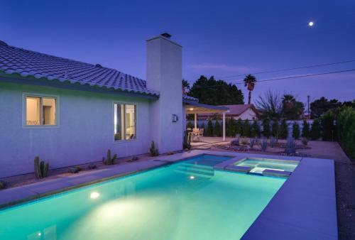 2 Pools So Cool