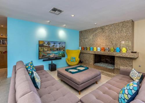 Mid Modern Marvel