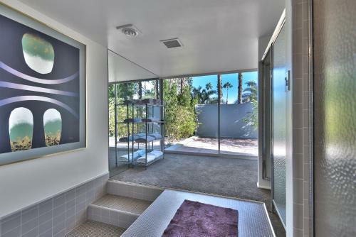 Casa Moderna By Oranj Palm