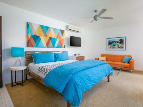 Modern Pura Vida By Oranj Palm