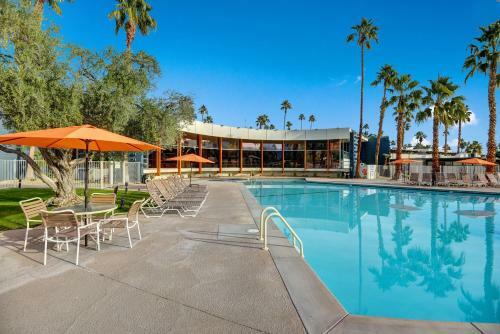 Ocotillo Lodge Retropad - South Ps Condominium By Oranj Palm